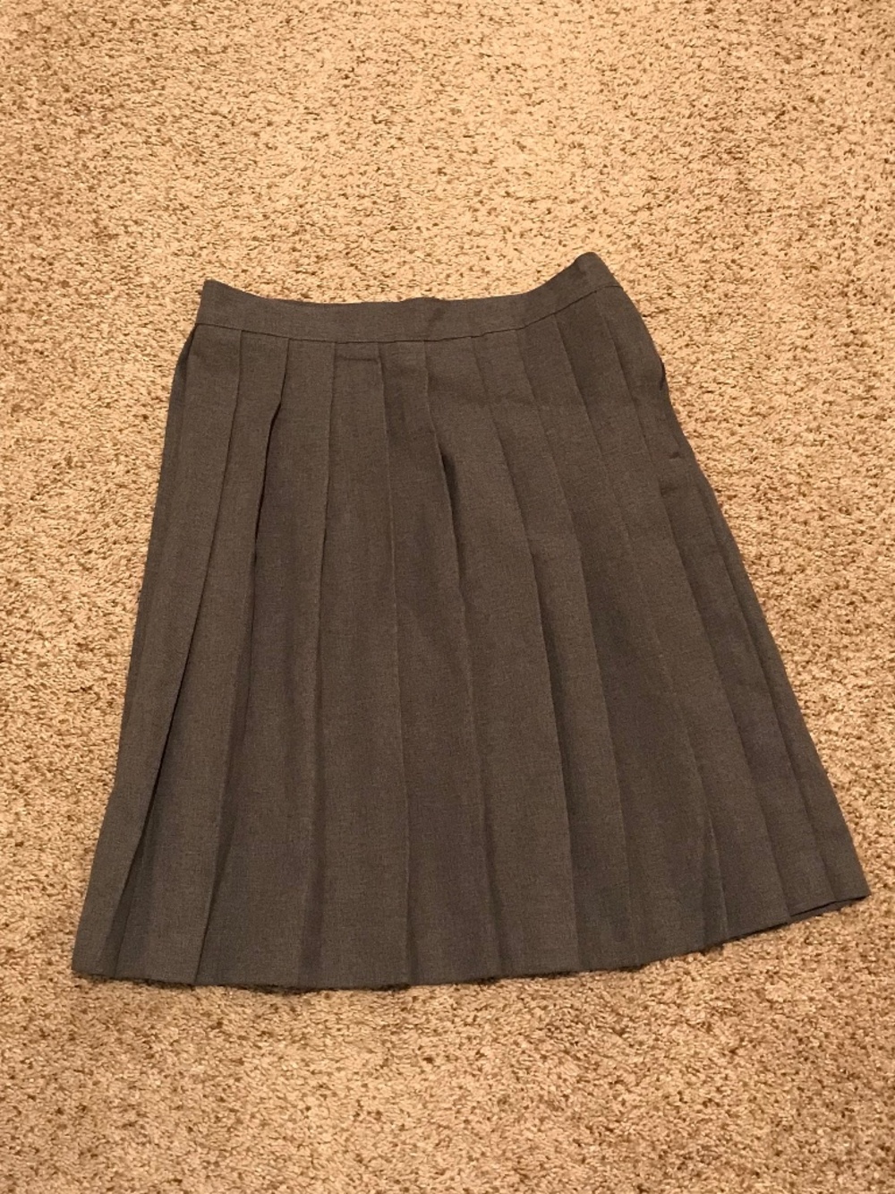 Pleated skirt